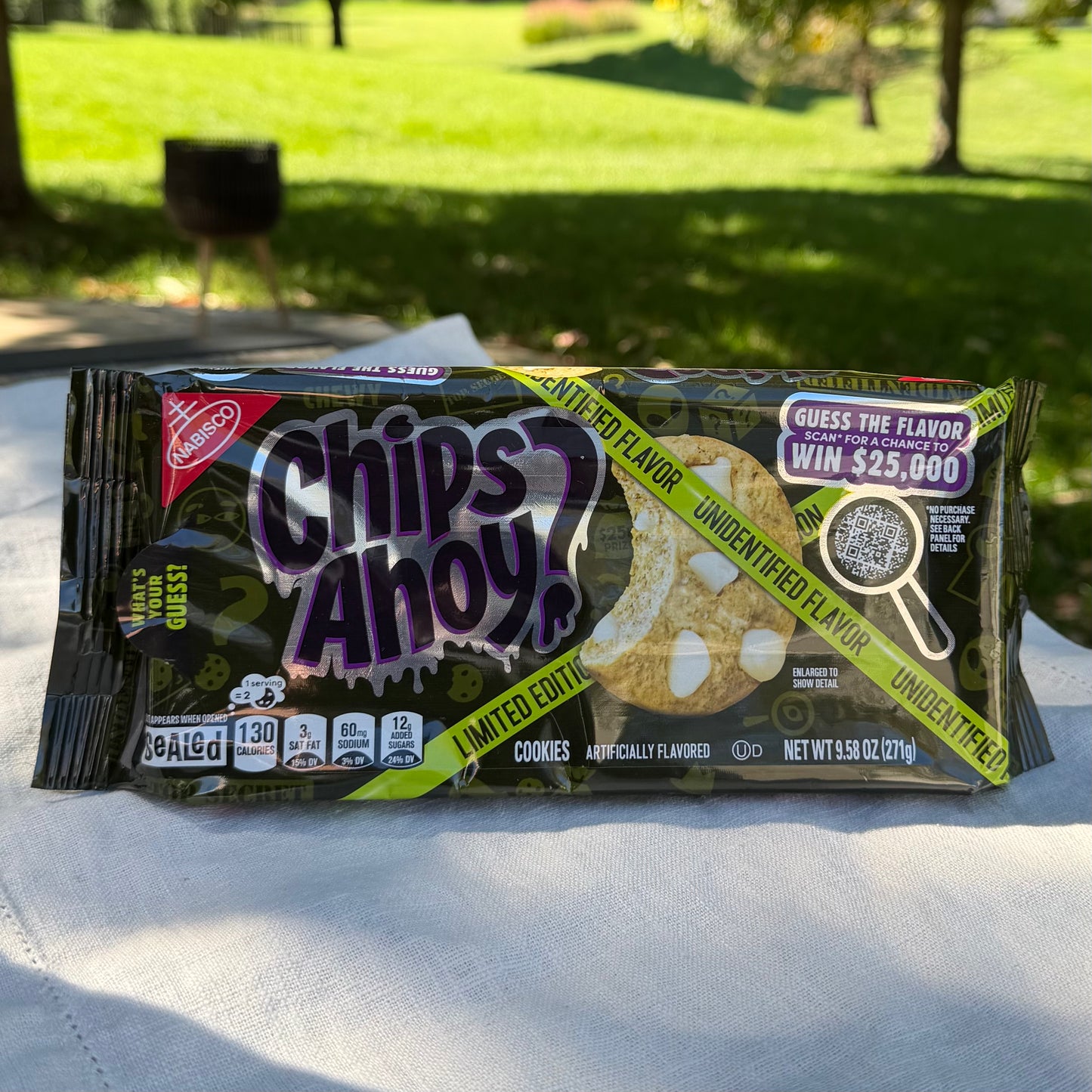 CHIPS AHOY! Chewy Mystery Glitch Cookies